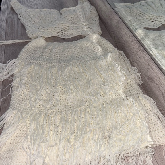 Knit Cream Seashell Fringe Set - Picture 16 of 17